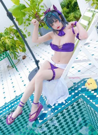 女会计与经理偷情被情夫撞见_HD720P欧美电影在线