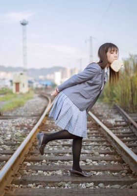 女房东的大乳_蓝光在线视频观看