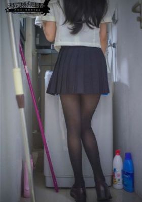 男人把舌头伸进去添女人下边_正片免费观看