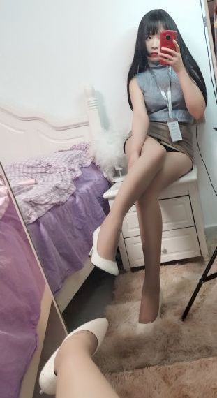 亚洲色图美腿丝袜_国产剧完整版观看