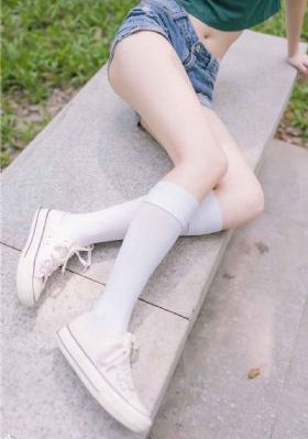 亚洲欧美卡通图区丝袜_高清视频在线观看