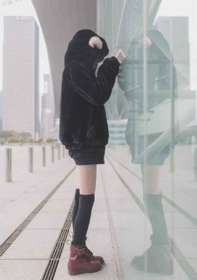 亚洲蜜臀AV乱码久久精品_1080P迅雷高清下载