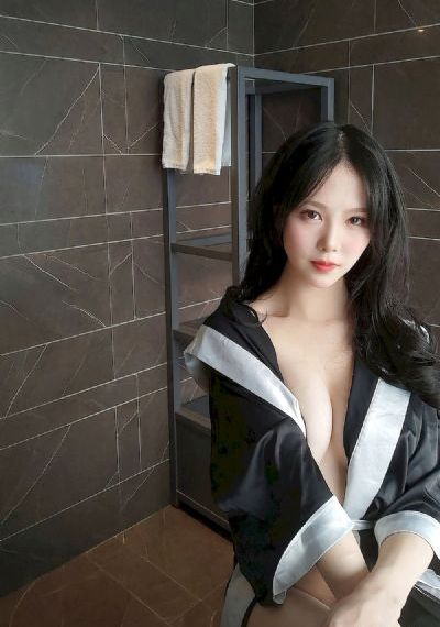 欧美偷拍精品尤物视频_DVD免费在线播放