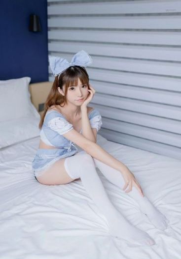 西西人体大胆扒开双腿无遮挡_超清天堂在线
