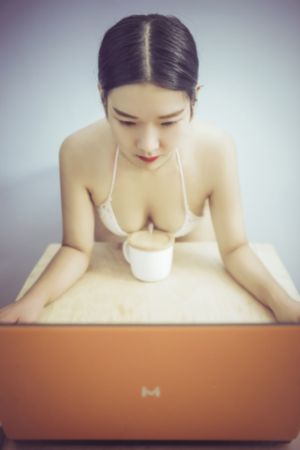 亚洲日韩在线高清96_蓝光全集免费播放