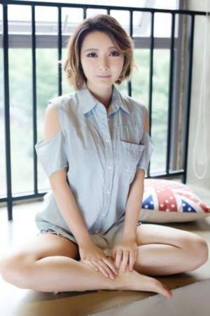 人妻秘社長丝袜电影_1080P动漫免费观看