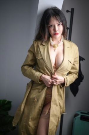 蹦迪时被陌生人摸到呻吟_BD英语电视剧在线观看
