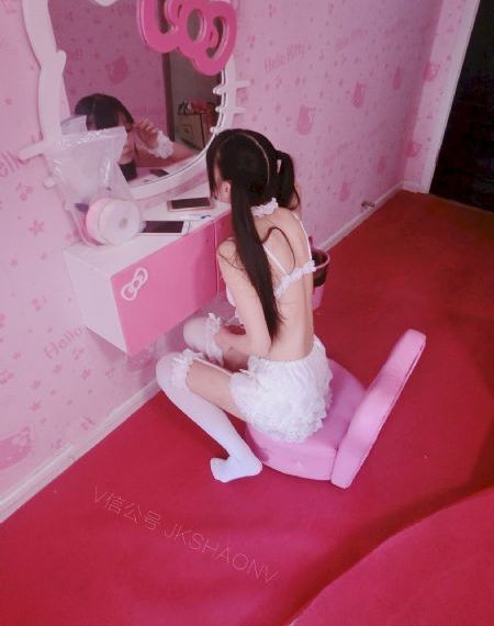 丁字裤丝袜美女图片大全_BD韩语高清在线