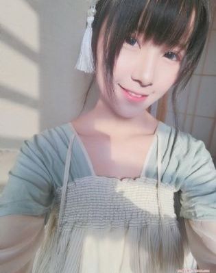 脱了她的内裤猛的进去了_成长在线视频免费观看