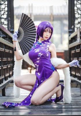 不戴乳罩的甩奶舞免费观看_BD国语高清迅雷在线观看