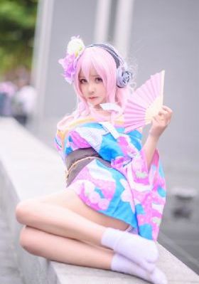 日本撒尿大合集在线_超清天堂在线